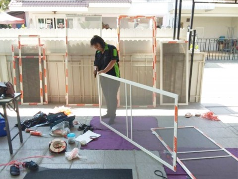 ช่างติดตั้งมุ้งลวดราคาถูก